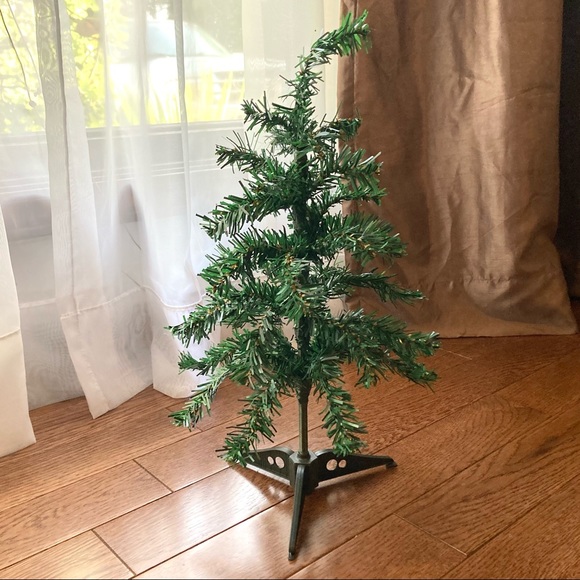 NEW Mini Green Christmas Tree and Base Stand Artificial 18 inch Small Tabletop - Picture 4 of 12